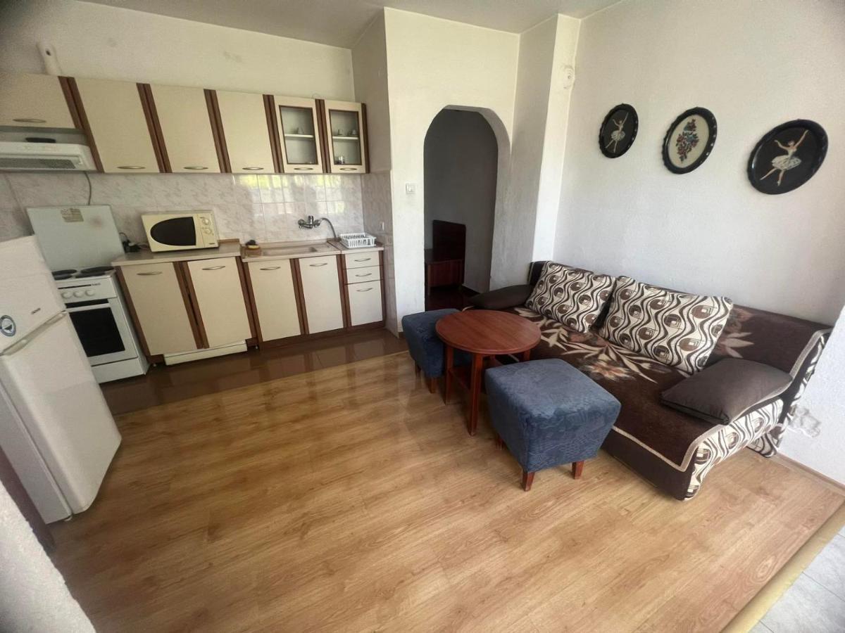 Central Sandanski Apartments Bagian luar foto